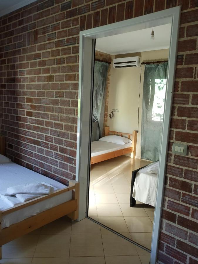 Altin skrapari guesthouse Ksamil Extérieur photo