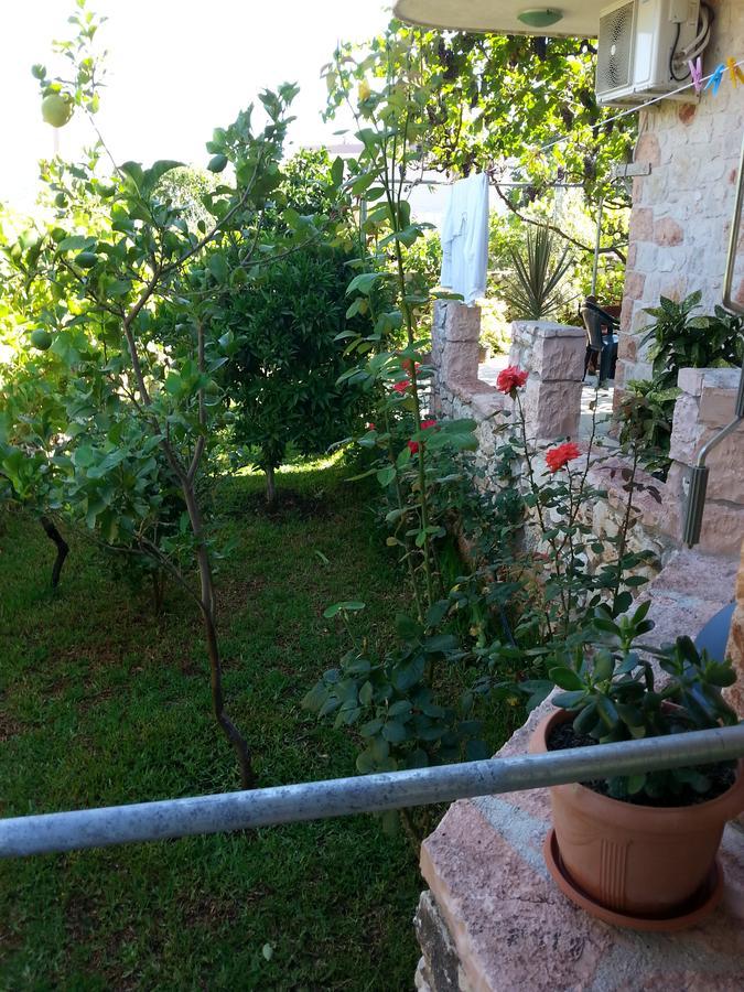 Altin skrapari guesthouse Ksamil Extérieur photo