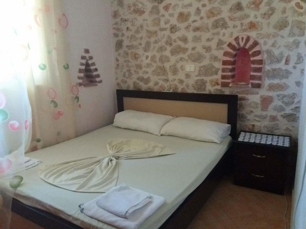 Altin skrapari guesthouse Ksamil Extérieur photo